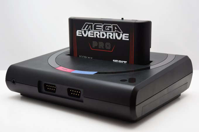 Mega Everdrive Pro l'everdrive ultime pour Megadrive ? - Page 2 EaL7JaQX0AAJqe6?format=jpg&name=small