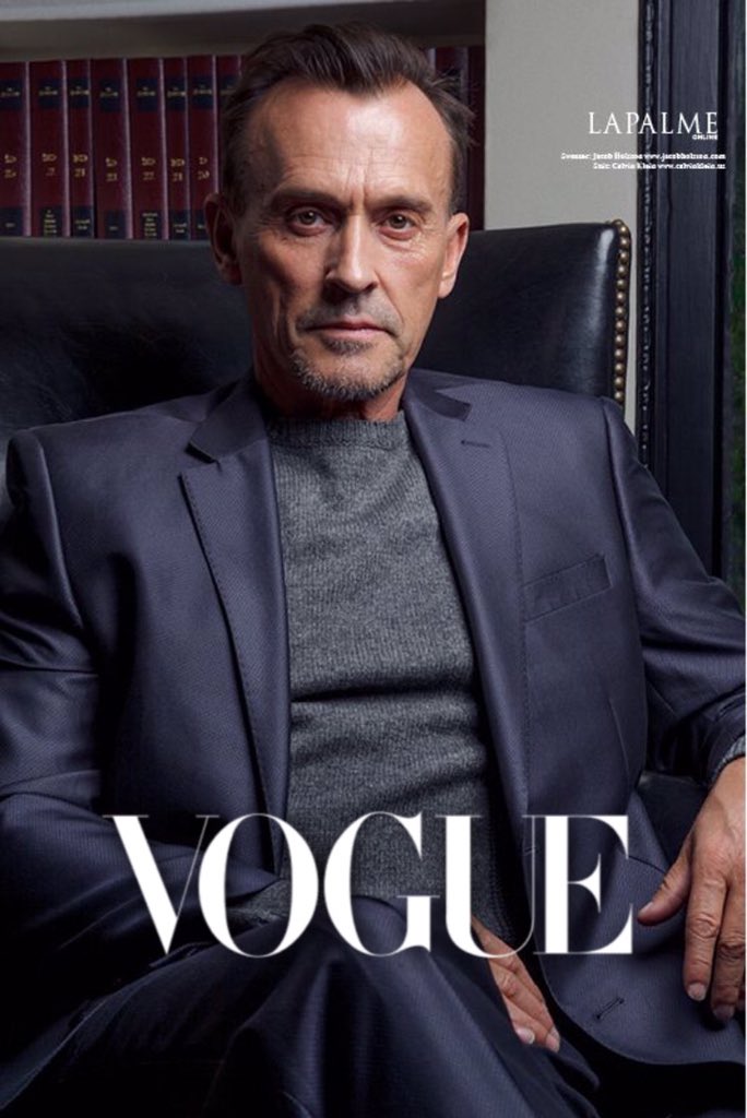 theobagw's tweet photo. #VogueChallenge alors ? vous en pensez quoi? https://t.co/21LJlvvd9F