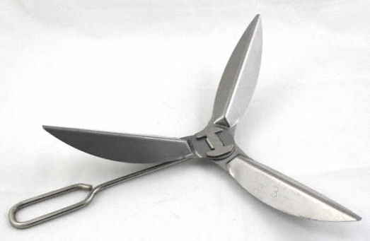 GrillingChats's tweet photo. Q8 #GrillingChats s/o to @BBQRepair  Ever get to the point where you just have to cut something loose and replace it? Do you go whole grill replacement, or doctor it up and replace single parts?
..
..
#bbq #foodies #cleangrill #grilling #cheflife #nasty20 https://t.co/3y5ii5E4pQ