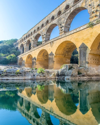 MovingIsLiving_'s tweet photo. This 3-level Roman bridge is unique in the world and quite impressive. The top tier was par of an aqueduc.

Pont du Gard is on Top 10 things to-do in Provence. Check out the blog post on https://t.co/EfRgBIbgdJ 

#provencefrance 🇫🇷 #pontdugard #francetravel #relaxationinprovence https://t.co/5Qndz0rOk9