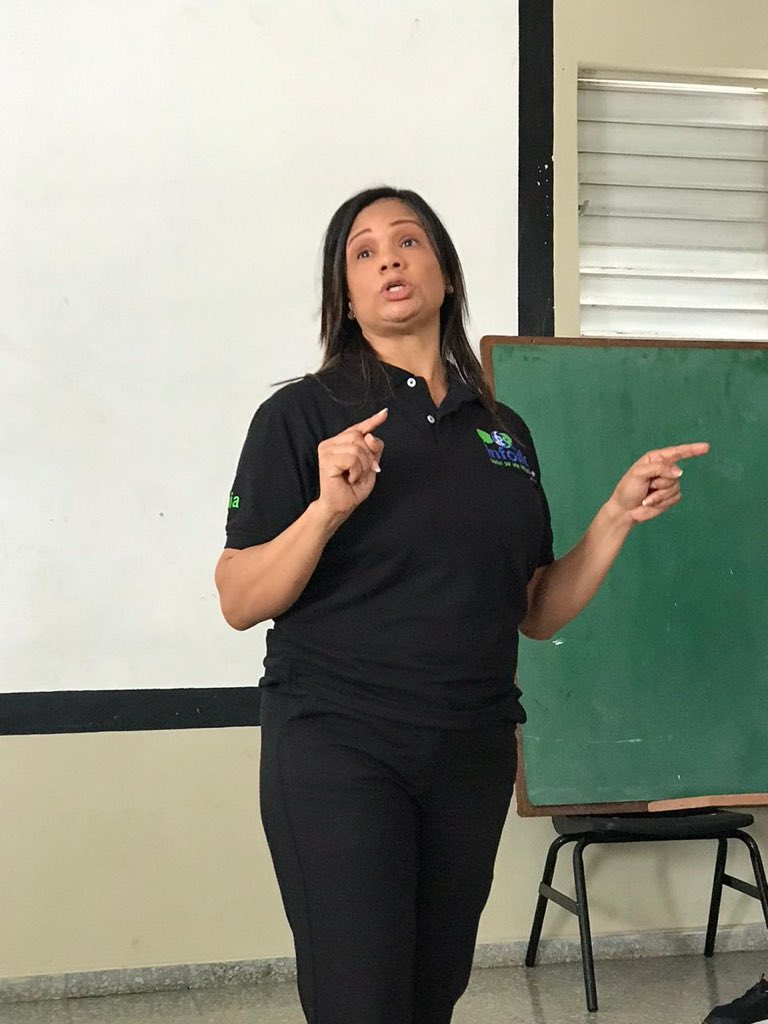 Ministerio Educación RD tweet media