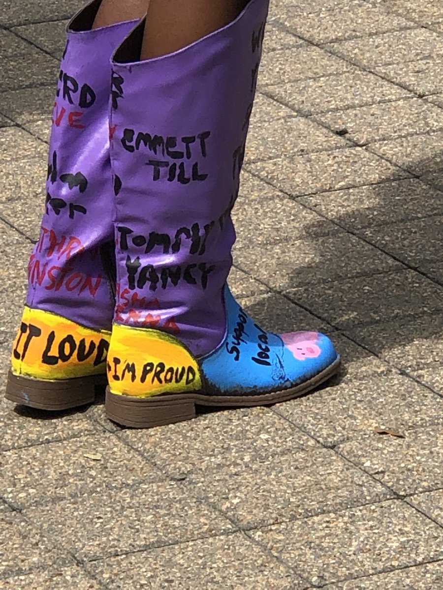 warriormomlady's tweet photo. Powerful words/inspiring people. Words of pain, anger passion. ONLY COUNCIL PERSON SPEAK -CM Leticia Plummer. She shared w crowd her call to action to take $11 million from HPD and use elsewhere in the community-was voted down. #BLMprotest #BLMHOUSTON #peopleofpeace #psrhouston https://t.co/bAZG9ESCmm