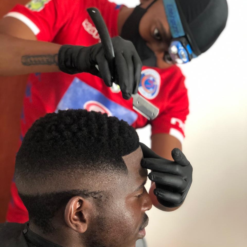 sleekdime's tweet photo. Thanks for pulling through @posmanmodiba ๐
#fade #freshfade #ionlyusewahl #barbershopconnect #Lockdownmzansi #southafricanbarber #psl #supersport #sleekdime #fadegame #laduma #juliusmalemamustrise https://t.co/rJeyXCHgjR