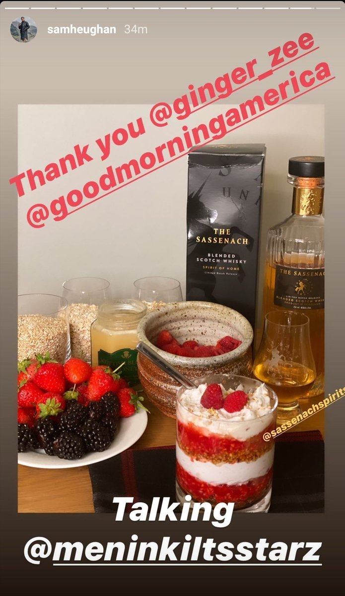 TheOLLounge's tweet photo. Can we talk about Sam's skill in food presentation? Gathering everything he needs and nicely laying it out...βΊ
The pic from today's recipe looks delicious!! π
#SamHeughan #PresentationSkillsOnPoint https://t.co/rB5wcIGdub
