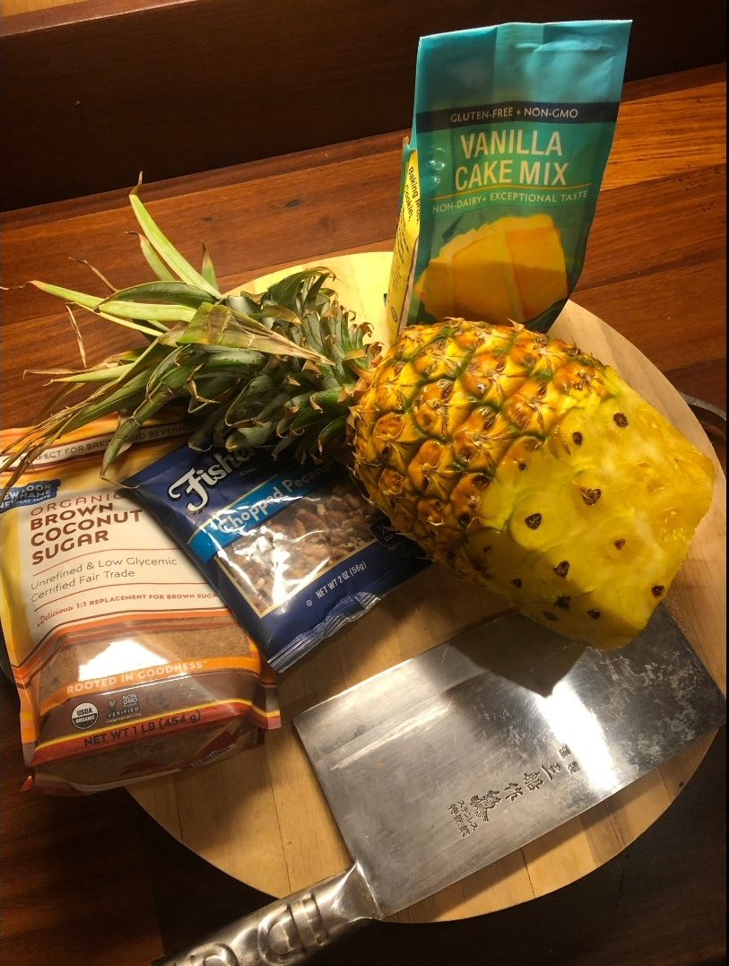 TheOLLounge's tweet photo. Can we talk about Sam's skill in food presentation? Gathering everything he needs and nicely laying it out...βΊ
The pic from today's recipe looks delicious!! π
#SamHeughan #PresentationSkillsOnPoint https://t.co/rB5wcIGdub