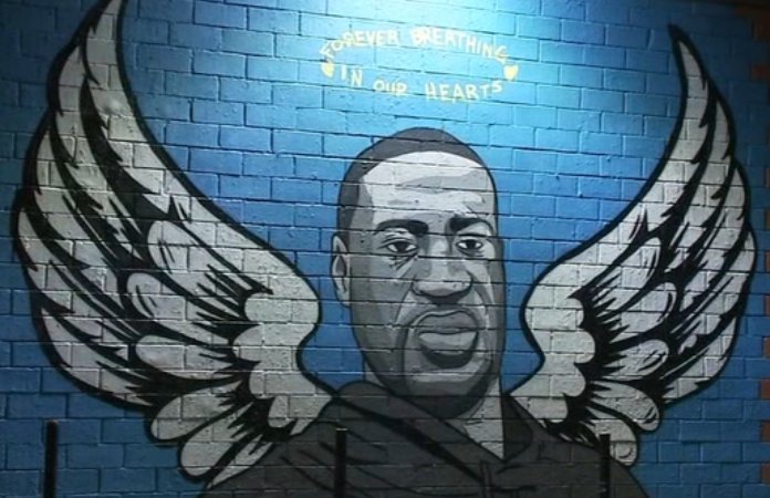 "George Floyd zat 5 jaar in de cel voor een gewapende overval, daarbij zette hij een pistool tegen buik zwangere vrouw"
Engelen vleugels en een aureool!!! Wat is er gebeurd met gezond verstand?