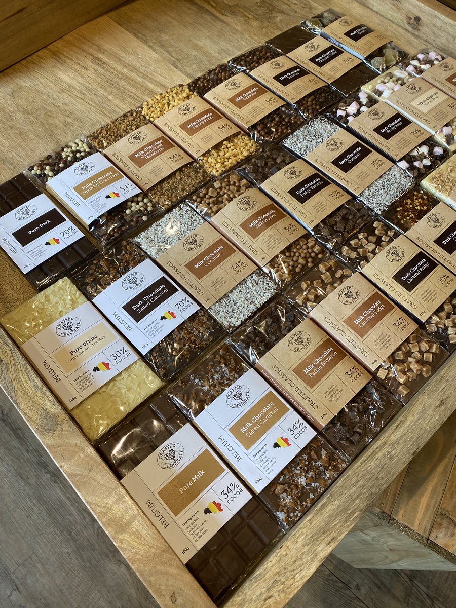 welovechocolate's tweet photo. Give Away Time!!!

So to celebrate the first stage of our Crafted Chocolate launch. 

We have in 26 bars of Crafted Chocolate  that could be yours. 🍫❤️😀

Simply - Retweet , Like and Follow 

Winner will be announced on Friday 19th June

Get involved 🍫
You deserve it 😀 https://t.co/1JFO1DPc0r