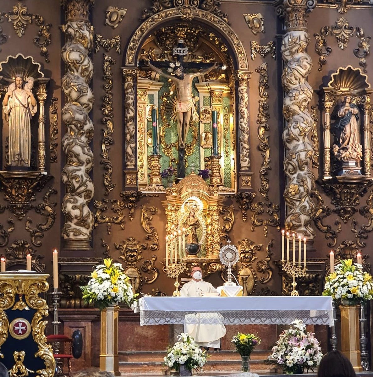 📸 Primer día del Triduo Sacramental 
📅 Recordamos que se celebra hasta el viernes 12 de junio con la Solemne Misa a las 19 horas y posterior exposición del Santísimo
#CofradiasMLG