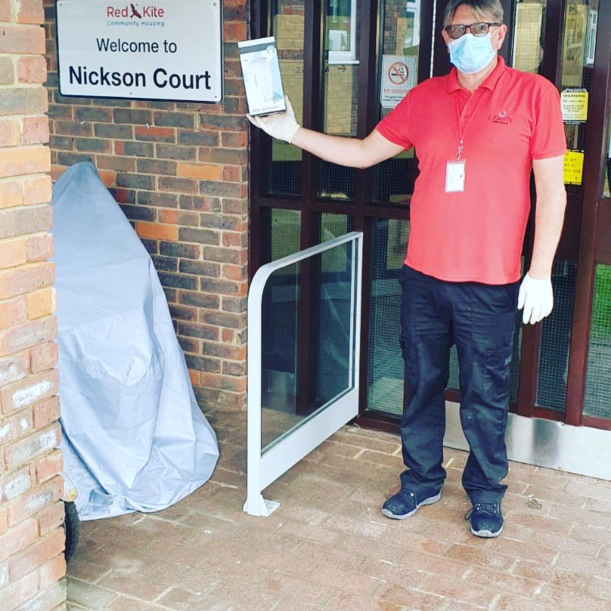 RyemeadGroup's tweet photo. Some brilliant work happening this week across our specialist teams including vital sanitisation works, exterior cleaning, grounds maintenance and mobilisation of an initial installation of 150 sanitiser units for Red Kite Community Housing. As always, great work #Team #Ryemead👍🏻 https://t.co/b7NyigDV9B