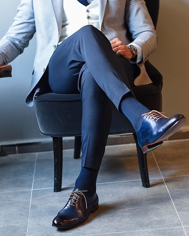Bespoq's tweet photo. Got your mid-week meditation on?
Yes, cleaning your shoes is like meditation and will calm the mind during all the fuss!
.
#bespoq #Bontoni #ss20 #denim #jeans #loafer #souilers #leather #luxury #mensfashion #shoeshine #handmadeshoes #mnswr #sprezzatura #sprezza #shoegame https://t.co/uWIL3GERxV
