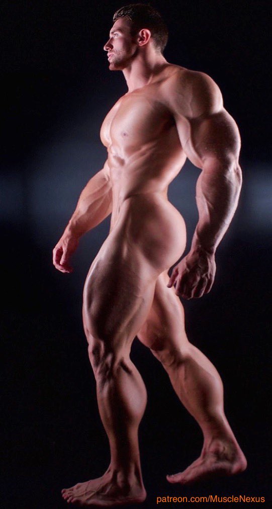 MuscleNexus's tweet image. The new hosts for MuscleWorld are ready. Think the guests will like them?