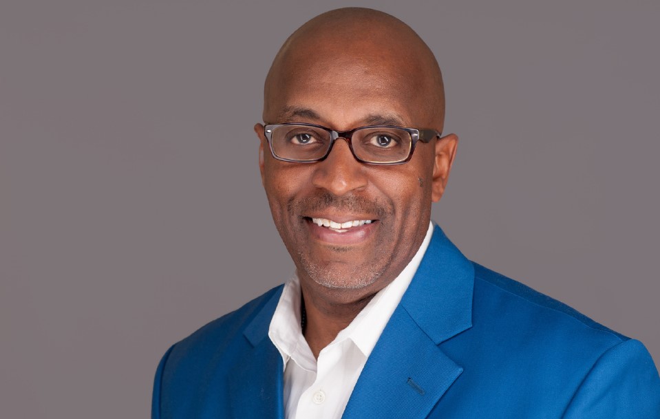vettedclimate's tweet photo. Mr. Mchezaji “Che” Axum: Director of #UrbanAgriculture &amp; Gardening Education @UDC_CAUSES; urban agronomist. Teaches growing food &amp; mitigating #foodinsecurity in a warming climate. Donates food to those in need during #Covid19. HE IS A MAN. #BlackLivesMatter #BlackLivesMatterDC https://t.co/M1Ik1RXO84