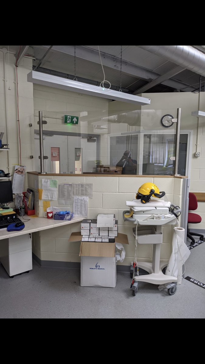 APCarpentry08's tweet photo. Bespoke Screens on the agenda this week. Please get in touch if your business requires any assistance with current guidelines. https://t.co/bonb9jlhPe