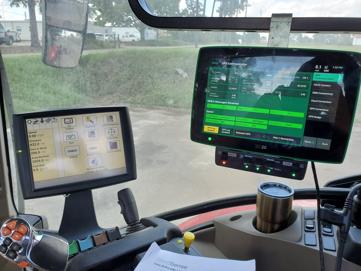 PrecAgEngineer's tweet image. Always a good day in #precisionag world when you can get two displays to communicate with each other #agtechproblems! Next if weather cooperates and it dries out a little, we will plant some cotton!! #plant20 #precisionplanting #caseih