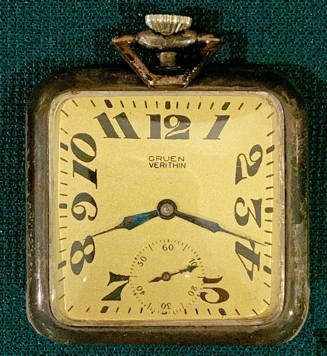 MuseumClock's tweet image. #WatchWednesday Men's Verithin pocket watch by #gruen with 15-jewel movement. c.1917. #vintagewatch #antiquewatch #pocketwatch #hiptobesquare