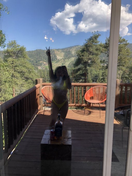 Nothing Better Then A Lil Vacation🌻🌤 #blessed #Grinding #AdultWork #daddysgirl #babygirl #gorgeous #slut<a href="/tag/blessed"class="tags">#blessed</a><a href="/tag/brunette"class="tags"><span>#brunette</span></a><a href="/tag/bikini"class="tags"><span>#bikini</span></a><a href="/tag/thankful"class="tags"><span>#thankful</span></a><a href="/tag/curvy"class="tags"><span>#curvy</span></a><a href="/tag/california"class="tags"><span>#california</span></a>