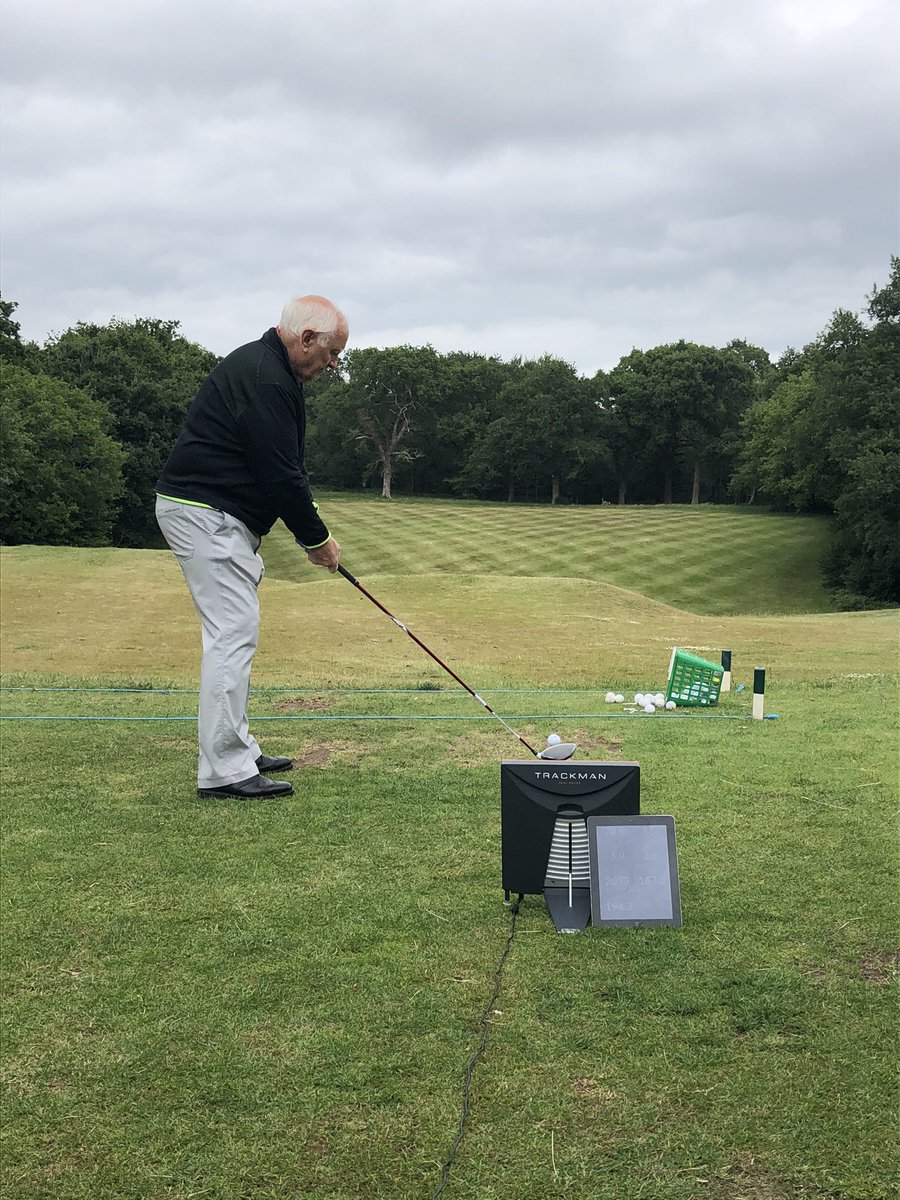 It’s nice to be back teaching the members <a href="/GolfNewport/">Newport Golf Club</a> @TrackManGolf  #golfcoach #socialdistance