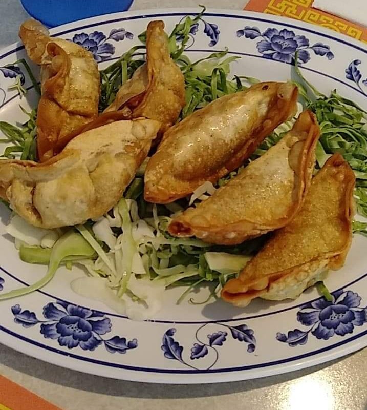 ModestoErrands's tweet photo. Wor wonton soup and fried dumplings #chinesefood #food #foodphotography #yummy #delicious #chinesecuisine #foodies #dumplings #foodpics #tasty #lunch https://t.co/jM5pDtsFAx
