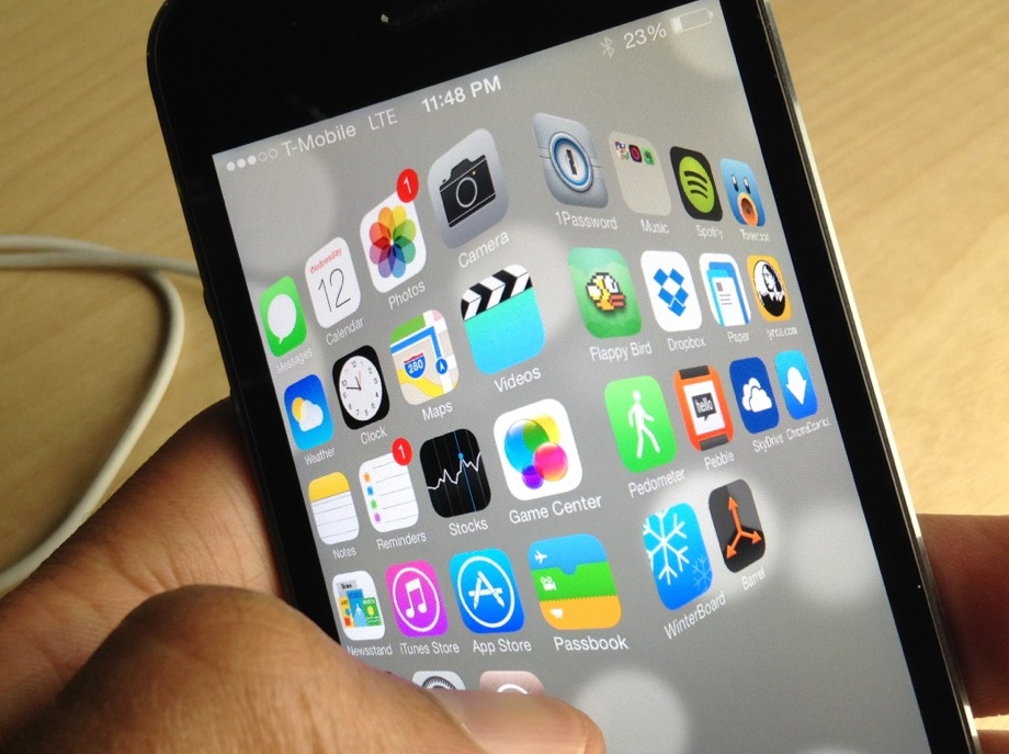 Uncover settings. Ломаный ios. Ios 15 сзади. Ios 4. 5.