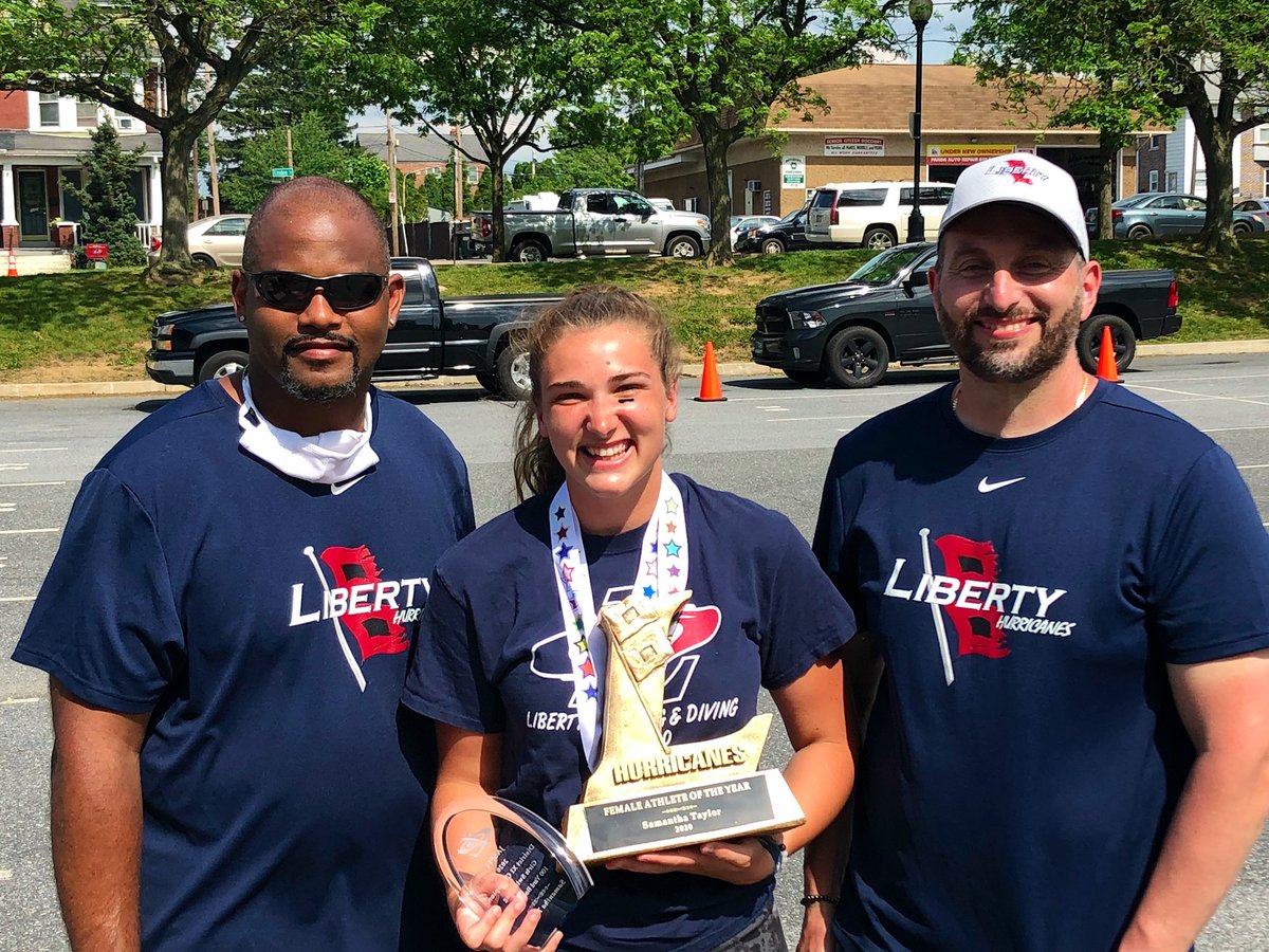 MichaelBlouse's tweet photo. SMILIN SAMMY THE STAR ⭐️ 
@LibertyHigh GRAD @sammyytaylorr accepts a boxload of awards as a 3-sport standout (field hockey, swimming, softball) for @LIBERTYATHCLUB. She is female co-athlete of the year. Sammy also won multiple scholar athlete awards. She’s good! Congrats Sammy! https://t.co/YT5F2yl8yi