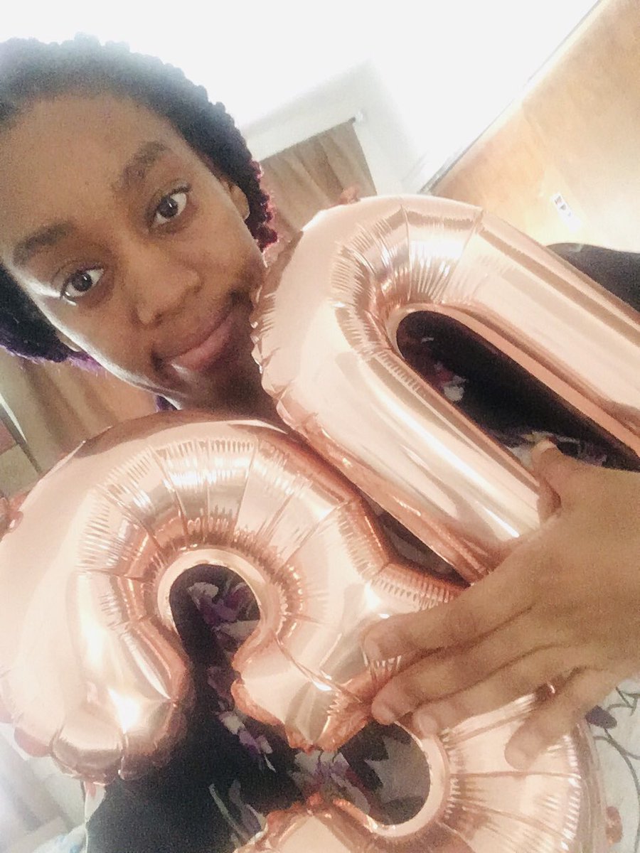leemah_taryn90's tweet photo. Happy birthday to me today! Oh my goodness I can’t believe that I’m 30 years old now! #30thchapter #goodbye20 #celebratemybirthday #GeminiSeason #today https://t.co/IZ5930aWtF