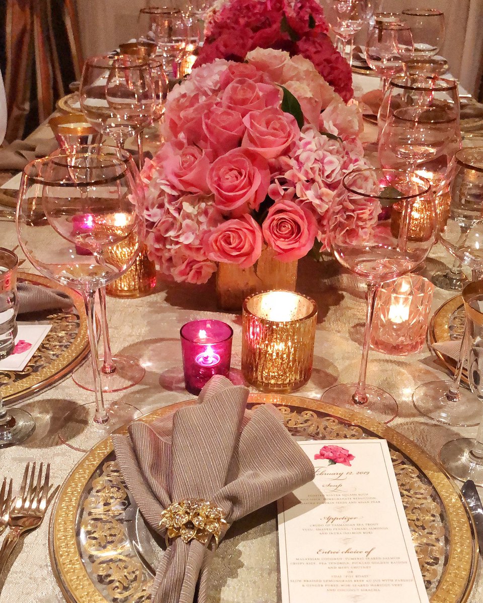 Home is where the heart is! 🏡 Intimate #weddings and #receptions from the comfort of your own home! Here is a party of 10! 💗 #ExquisiteEvents #weddingsathome