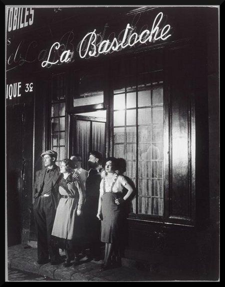 Brassaï 
Les Apaches de la Bastille 
1932    Paris