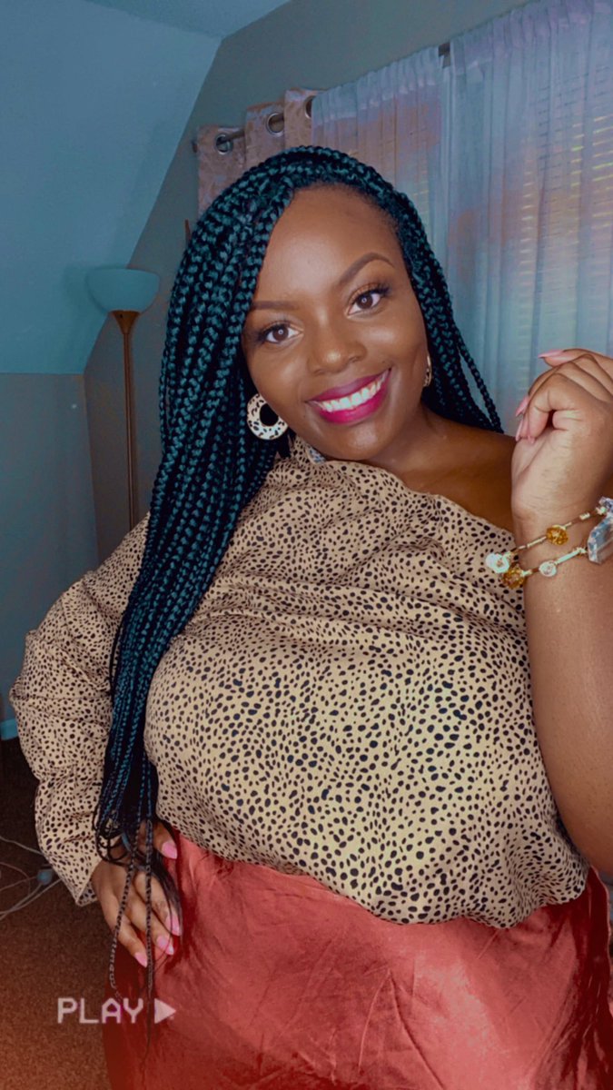 Paging_Dr_Stone's tweet photo. Y’all. Like, look at the essence .. the glow. Just looooooooooKKKKK! 😩Whew!! @RoseWithThorns_  @dearbrokeblkgrl 💕😍😍😍😍😍😍😍😍🥳#BirthdayAppreciationPost https://t.co/a2HWnx0iZe