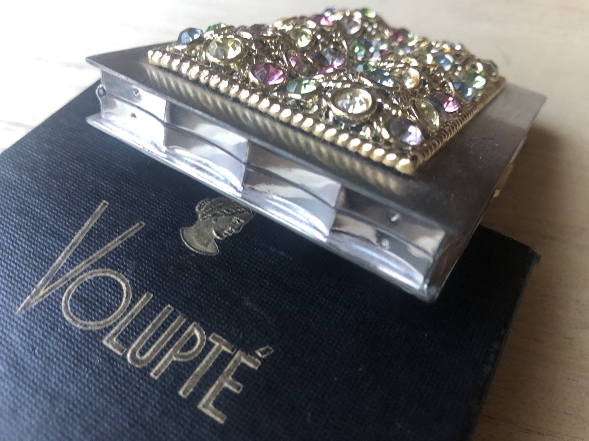 fairestofallwi1's tweet image. Excited to share this item from my #etsy shop: Vintage Voluptè Makeup compact Jeweled Cover Original Box #foundationpowder #vintagemakeup #compactmirror #metal #metalcompact #jeweled #makeup #vintagecompact #vintage etsy.me/2Uw4nWJ