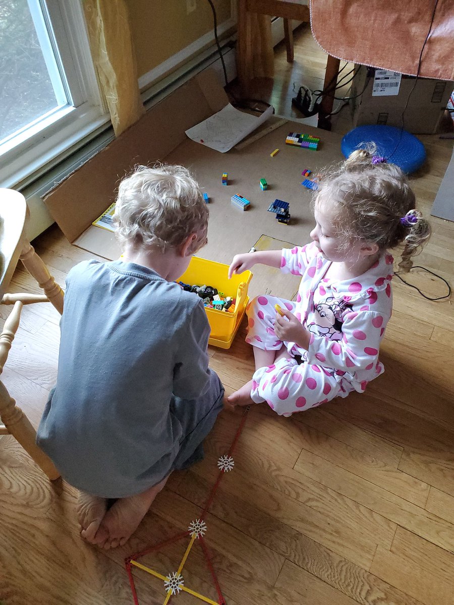 Working hard on his community design with a hand from his sister. 💞 #BearTavernPride @EMac1stGrade