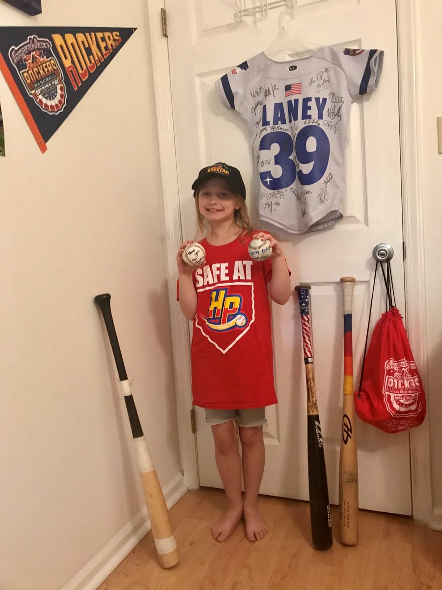 RockersBaseball's tweet photo. Meet Rockers superfan Alexis Laney! We can't wait to see you back at the ballpark! Great looking Rockers collection! #rockers #highpointrockers #baseball #fans #superfan #thankyoufans #cityofhighpoint #highpointrockersbaseball https://t.co/yR10hiz3Fu