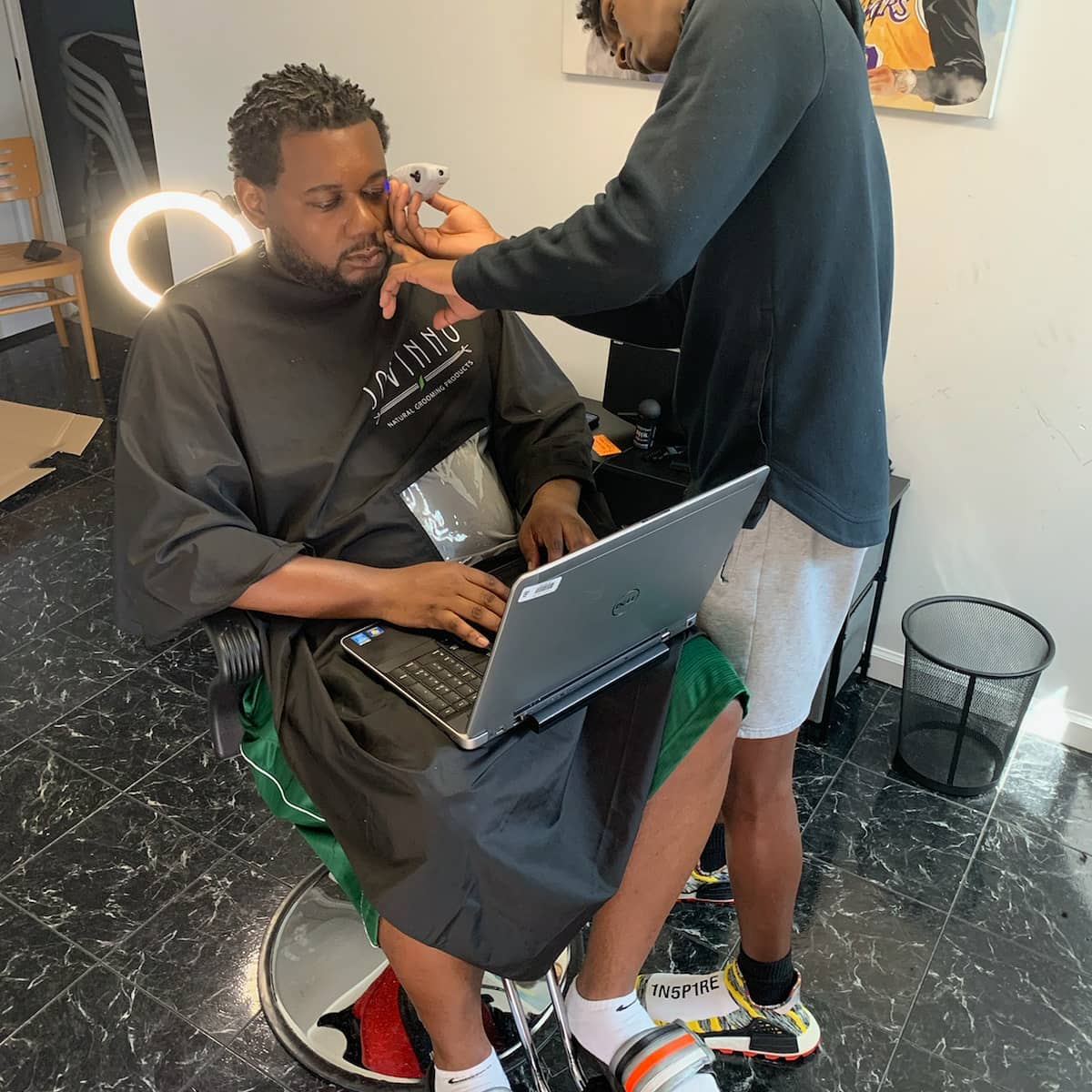 JWadeIV's tweet photo. young boy #GotHands..has a #WickedJumpshot and  #StillLearning himself and his who he is...#OptionsGalore #MultiBagChaser 💰 💰 💰  #ProudPops #KingsRaisngKings #EntrepreneurMindset #GotToEat https://t.co/HR3CmEWg6F