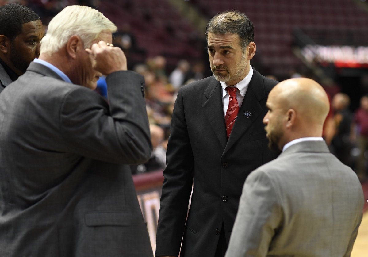 BarryUMBB's tweet photo. Join us tonight at 7pm on IG Live when the #BarryUHoops staff chats with @ASASilverStorm MBB HC Jean Dubuisson. https://t.co/rfo7Cb8BrE