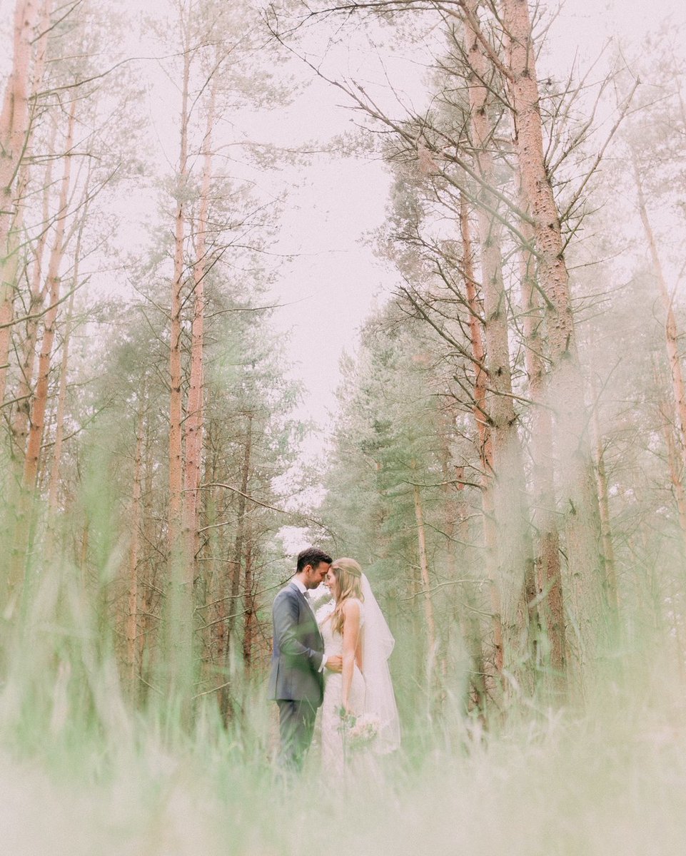 Love the whimsical feels here!
.
.
.
. #wedding #engaged #venue #weddingvenue  #crippsbarn #tithebarn #healeybarn #wedding2020 #2020wedding #bride  #paulliddementweddingstories #weddingphotography #fineartphotographer #destinationweddingphotographer #venuestyling #englishweddingb