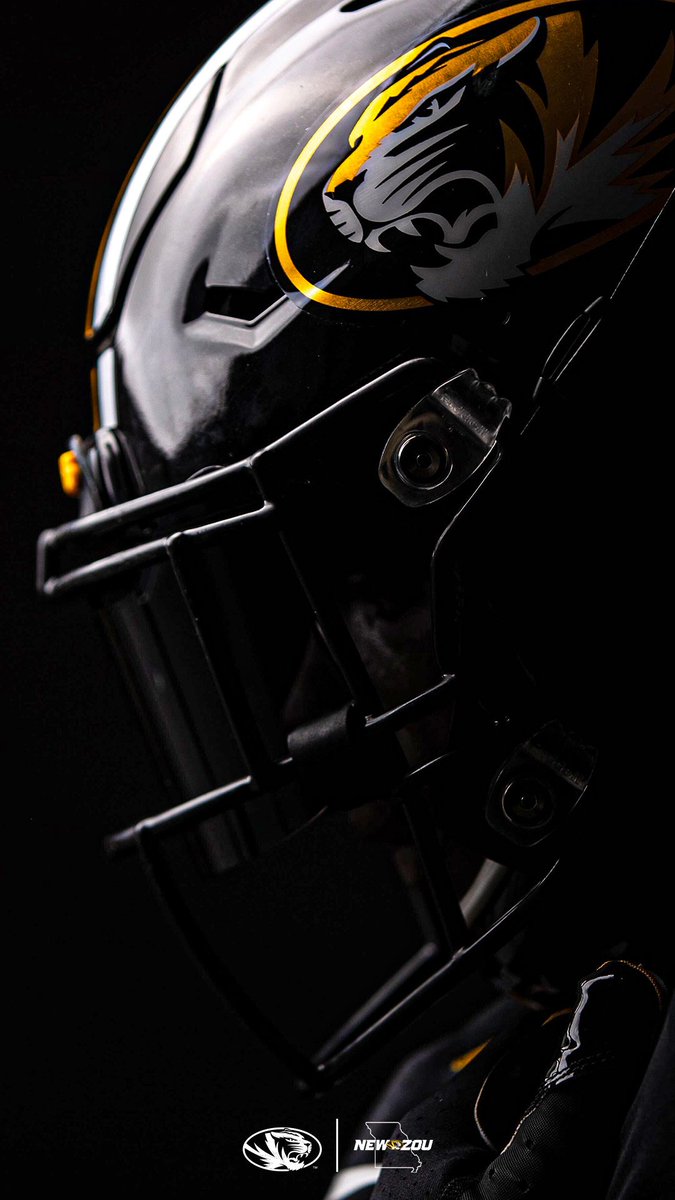 MizzouFootball's tweet photo. #NewZou 📱
#WallpaperWednesday https://t.co/AlfokmSMdB