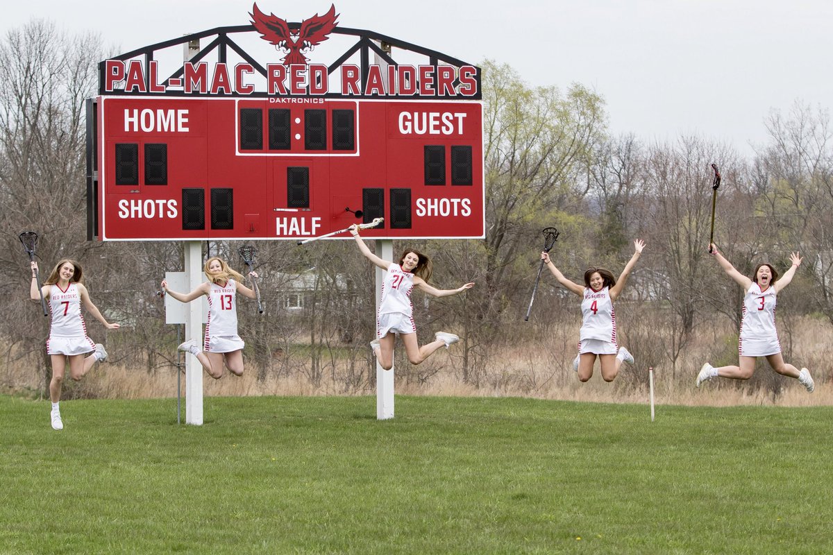 palmacglax's tweet photo. #NYSPHSAASeniorSalute #LadyRaiderProud https://t.co/DeA9BDYfE4