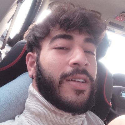 burakaaslan's tweet photo. #YeniProfilResmi https://t.co/i81VJzpcoG