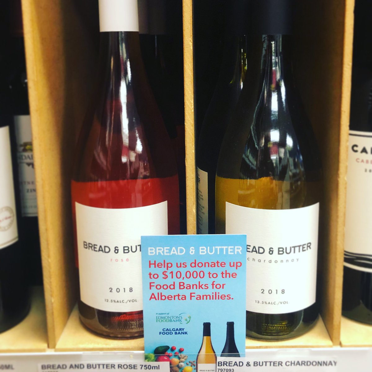 VWWine's tweet photo. We spy #bread&amp;butterwines #rose and #chardonnay @kjwinesyyc #calgary
Why not buy a bottle or two and help us support local #foodbanks 

@CalgaryFoodBank @yegfoodbank @VanFoodBank @MustardSeedVic https://t.co/gb5ngB7lcV
