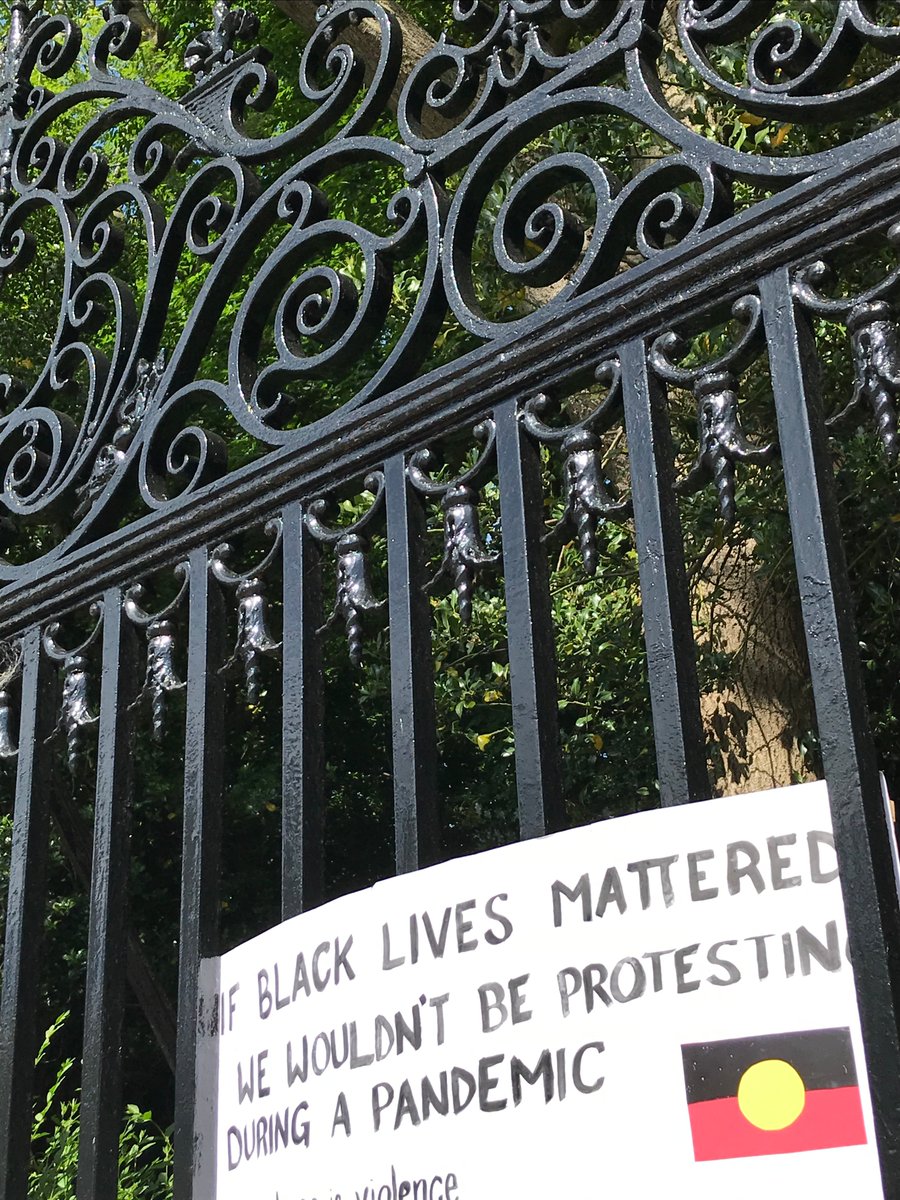 markrustbucket's tweet photo. Iron railings at Holyrood Palace were mounts for the #BLM placards from #blmedinburgh in Edinburgh on Sunday, posted here for #IronworkThursday https://t.co/Nk1gJaO4B1