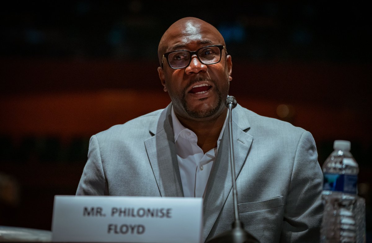 Nancy Pelosi tweet media