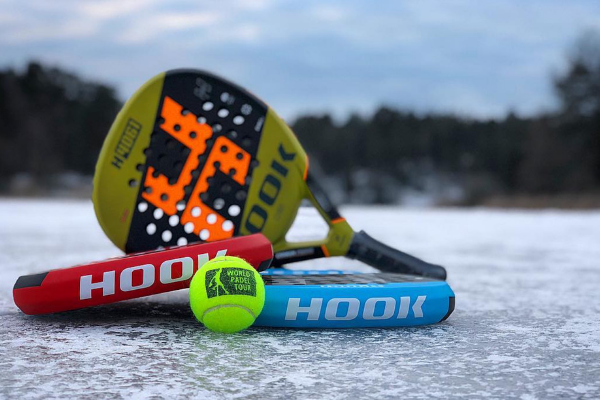 🧐¿No pudiste escuchar anoche #EstoEsPadel? ¡Ya tienes el podcast disponible

El regreso a puerta cerrada de <a href="/WorldPadelTour/">World Padel Tour</a>, <a href="/jaspesp/">Jorge Muñoz</a> , presidente <a href="/anipadel/">Asociación Nacional de Instalaciones de Pádel</a>, y mucho más

En nuestra web👇🏻
buff.ly/2YoG4ew

Y en <a href="/SpotifySpain/">Spotify Spain</a> 👇🏻
buff.ly/30wjdAi