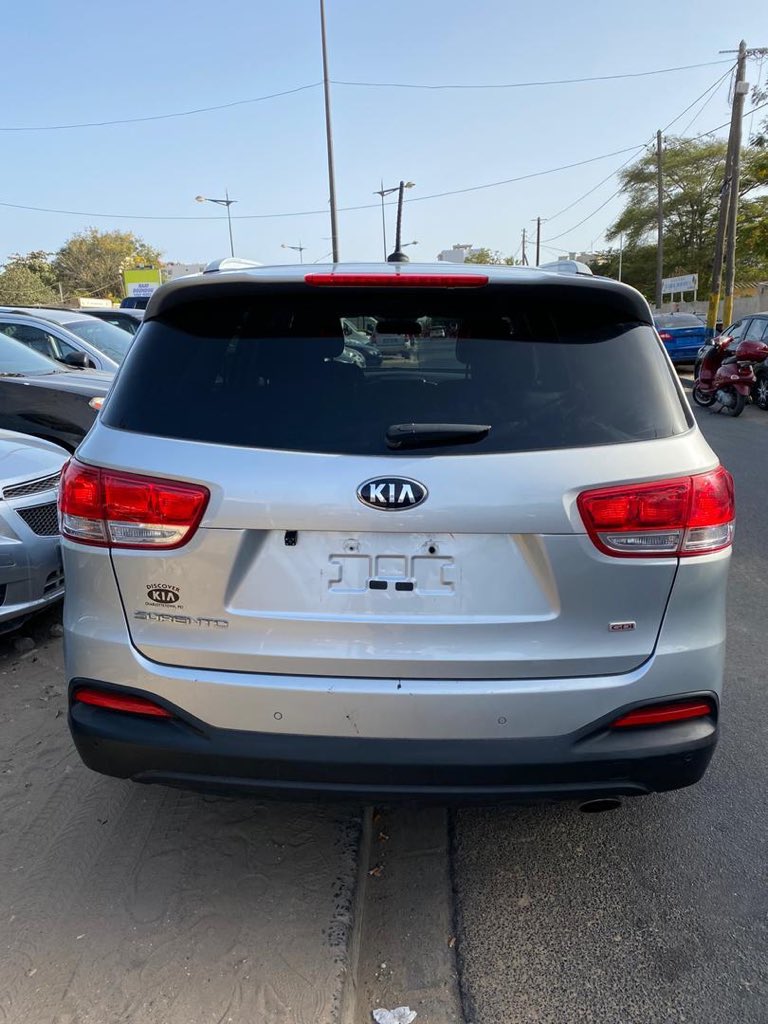 LDiiouf's tweet photo. #Sunuauto #KIASORENTO 2016*
4Cylindre
Automatique essence 
108.000km
Camera de recule , 5places , version AWD 
*A 12.900.000* https://t.co/isD2enq6Ff