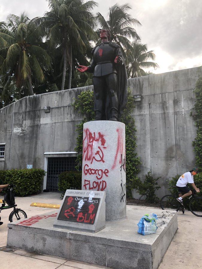 View image on Twitter