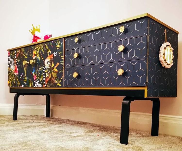 sunshyne_intl's tweet photo. Old Wine New Bottle!! Modern Traditional Units!!! #modern #neoethnic #traditional #sunshyneinternational #conceptstoreality #designer #consoleunits #barunits #moderninteriors #contemporaryinteriors #console #consoletable #minibar https://t.co/mSh1ugBAFA