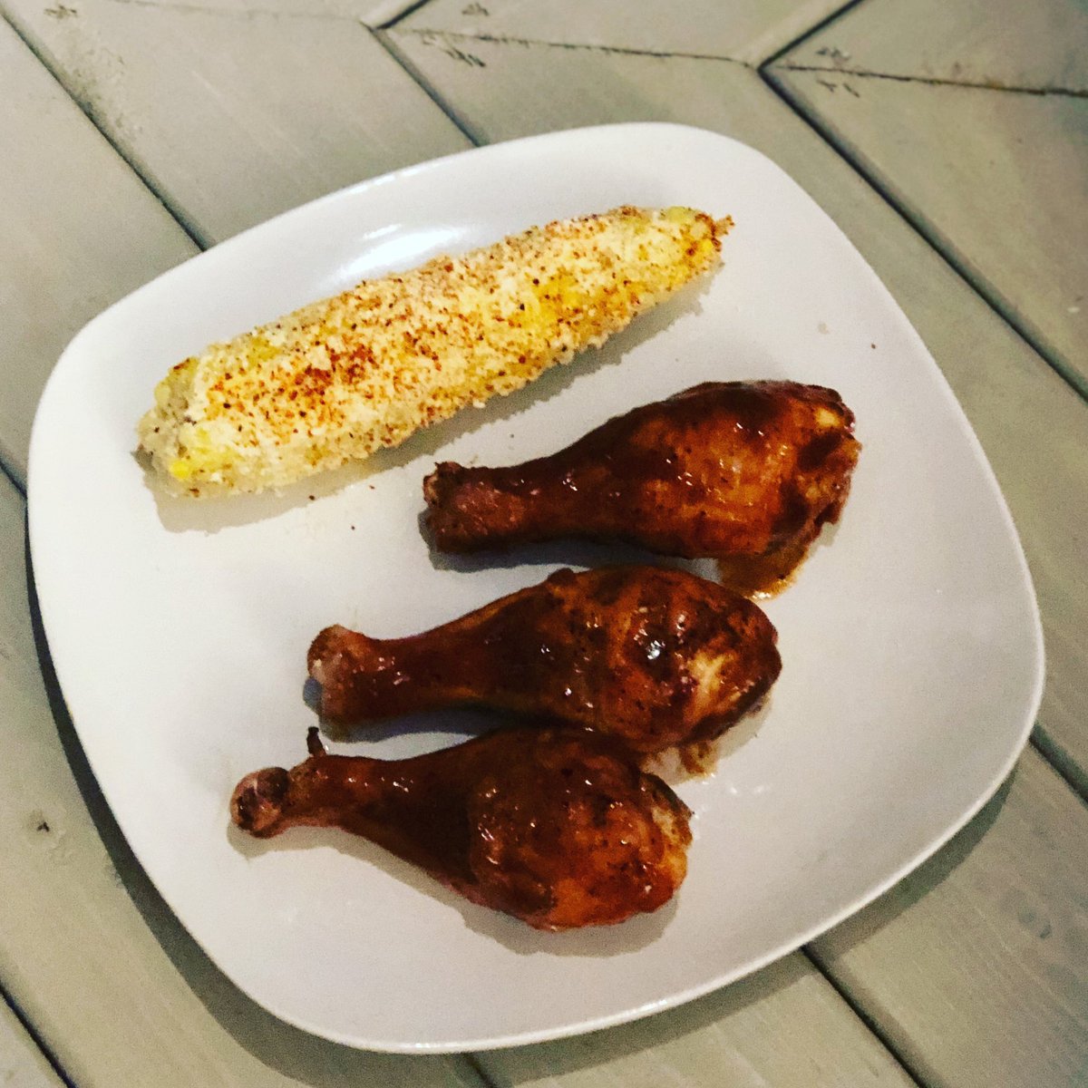 RT @CalebBrown65: BBQ chicken legs and Mexican street corn kinda Wednesday
#bbq #bbqchicken #bbqlife #bbqlovers #bbqon #grill #grilling #traegergrills #traeger #mexicanstreetcorn #grilledcorn #backyardbbq #summerbbq #smokedchicken #smokedmeat #calebbrow… https://t.co/tX5z7ps02y