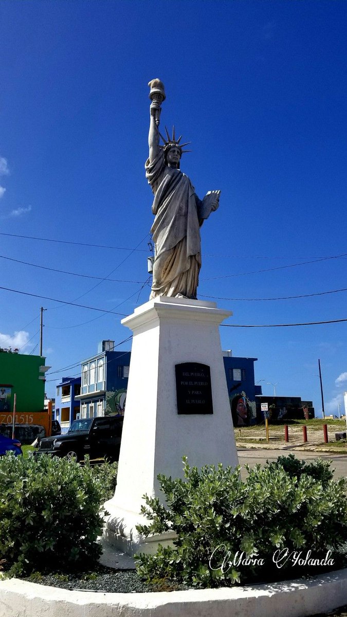 Estatua de la libertad en Arecibo https://goo.gl/maps/W4g6bSamQnyzTP5FA
