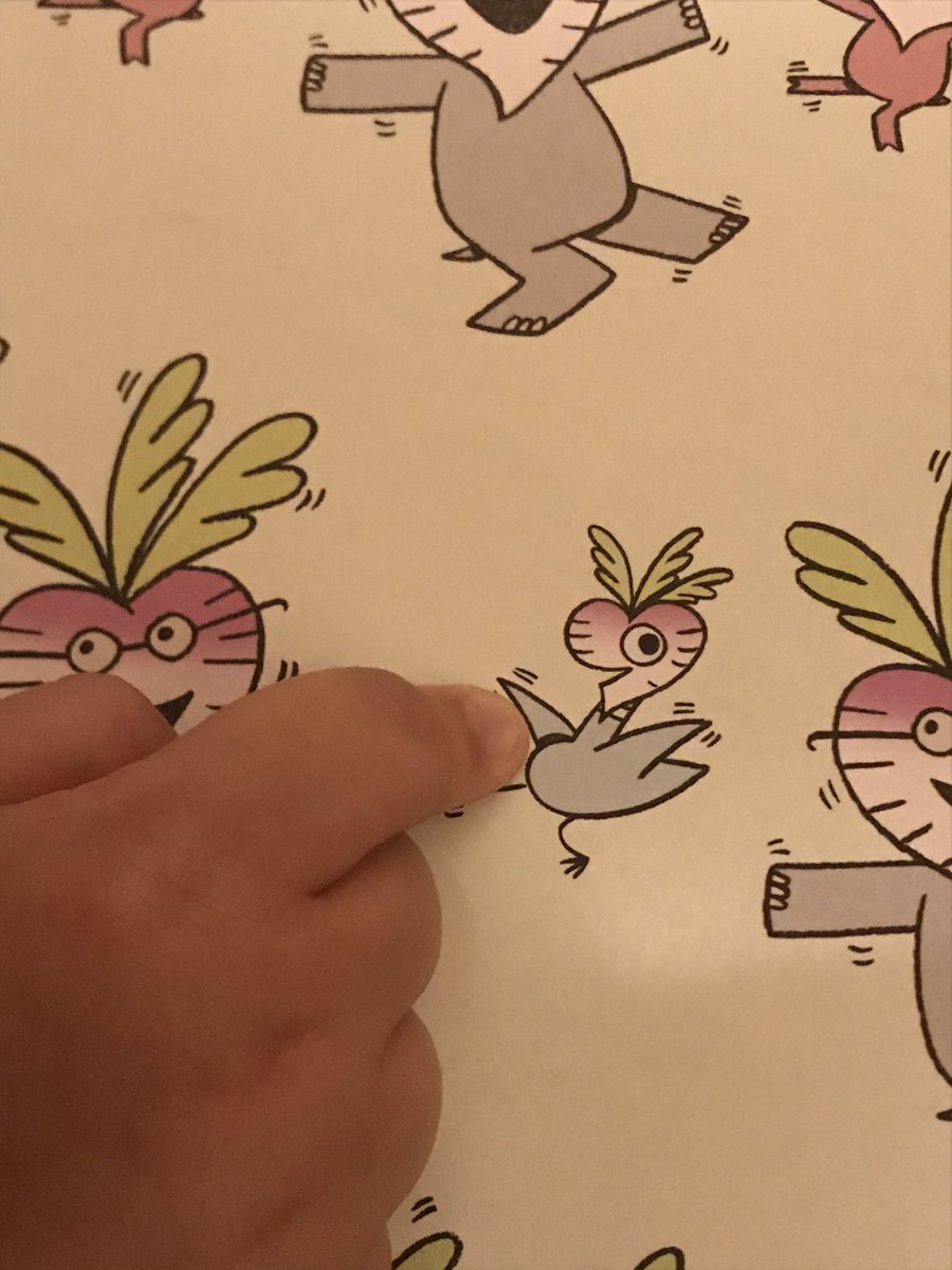 🎶 She’s a floating turnip head! 🎵 
Another Mo Willems favorite tonight: I Will Take a Nap! 
We love love love the snoring parts. It’s our absolute favorite. 😴 💤 
Also: Found Pigeon! 
#USESummer
#StallionsDeserveIt
#USELiteracy
#HauserReads
❤️