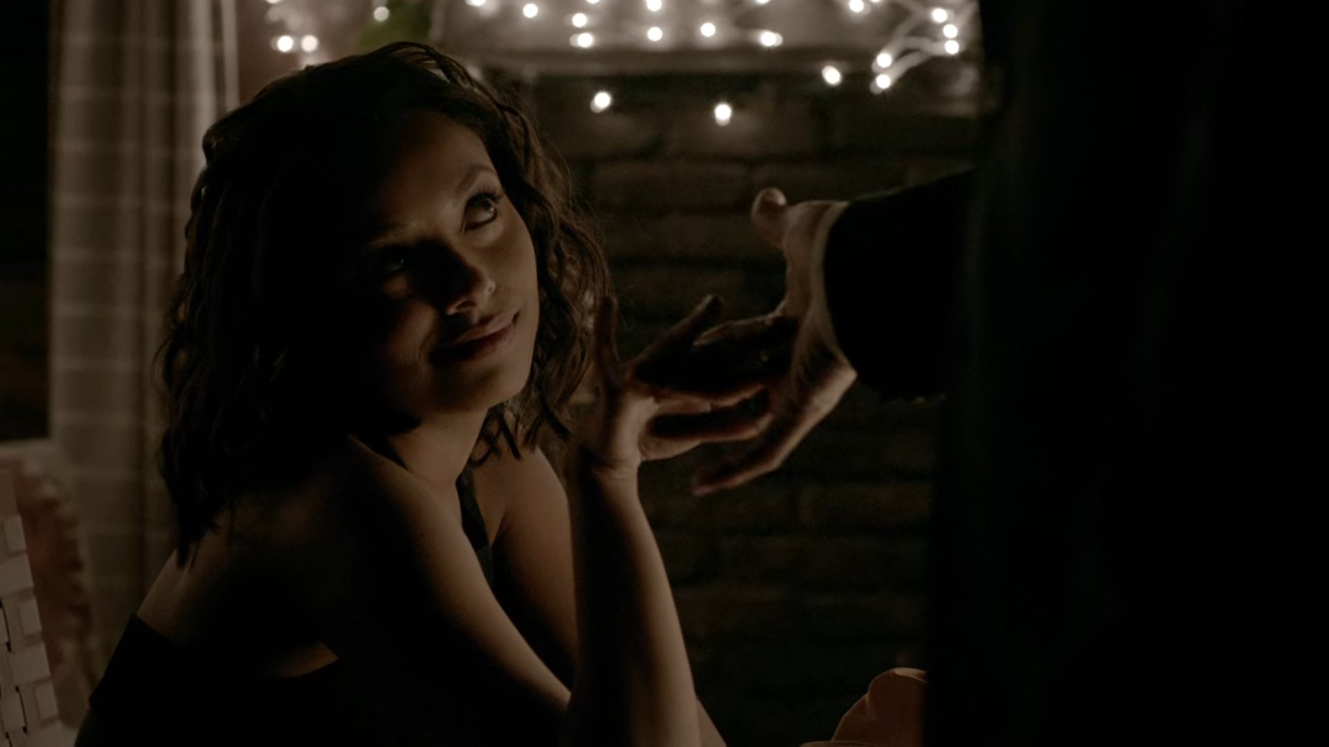 Jas Wow They Re Actually Cute Surprised More People Don T Ship Them Considering Enzo Has Treated Bonnie Better Than Any Of Her Other Love Interests T Co Nblxngrsd3 Twitter