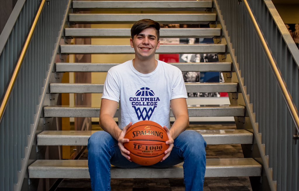 tommyhafer's tweet photo. Excited to officially and finally announce I am committing to Columbia College to further my academic and basketball career! Thank you to all my coaches and family/friends who have helped me get here. @tomasbrock @hankmathews10 https://t.co/QAJQWo631N