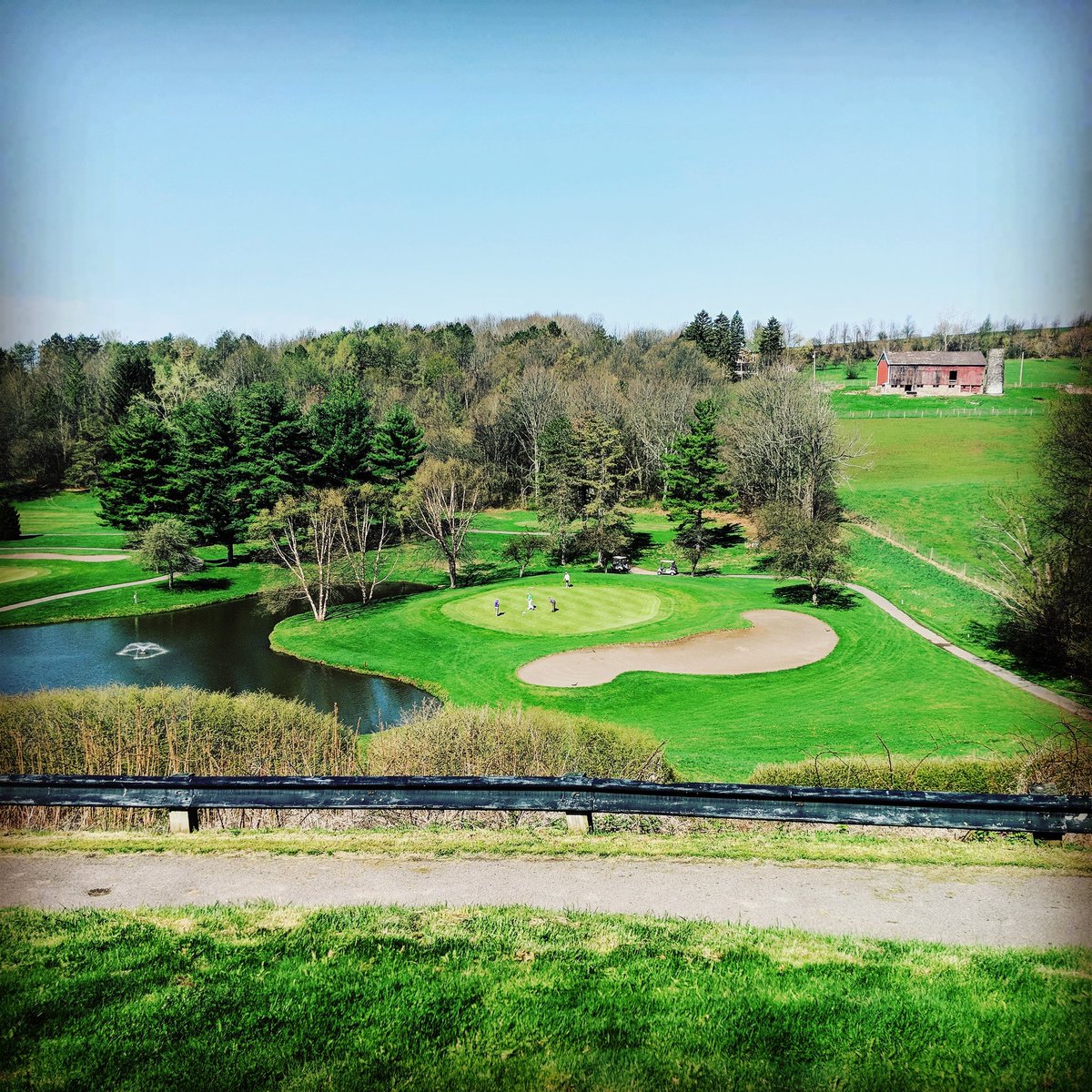 Matthew67989877's tweet photo. This is one of my favorite holes to golf! I just golfed 3 days in a row for the first time ever and it wouldn't be possible without the help of CBD. Ever since I started taking one pill of CBD a day my body feels brand new!

https://t.co/46YAkVJq6H

I use the 25mg capsules! https://t.co/RGugtvPemX